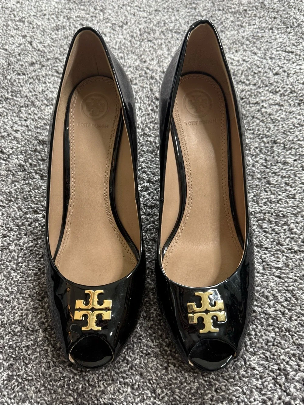 Tory Burch Jade Patent Leather Peep Toe Wedges size 9.5 black